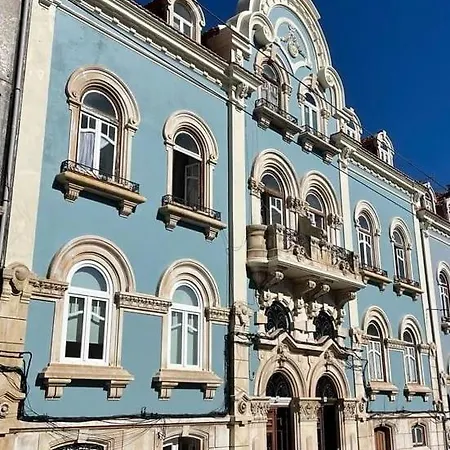 Charming In Historic House *
