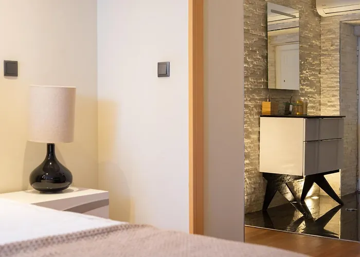 Charming In Historic House * Coimbra