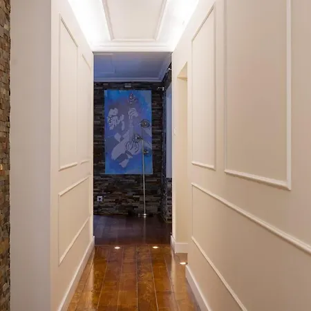 Charming In Historic House Lejlighed